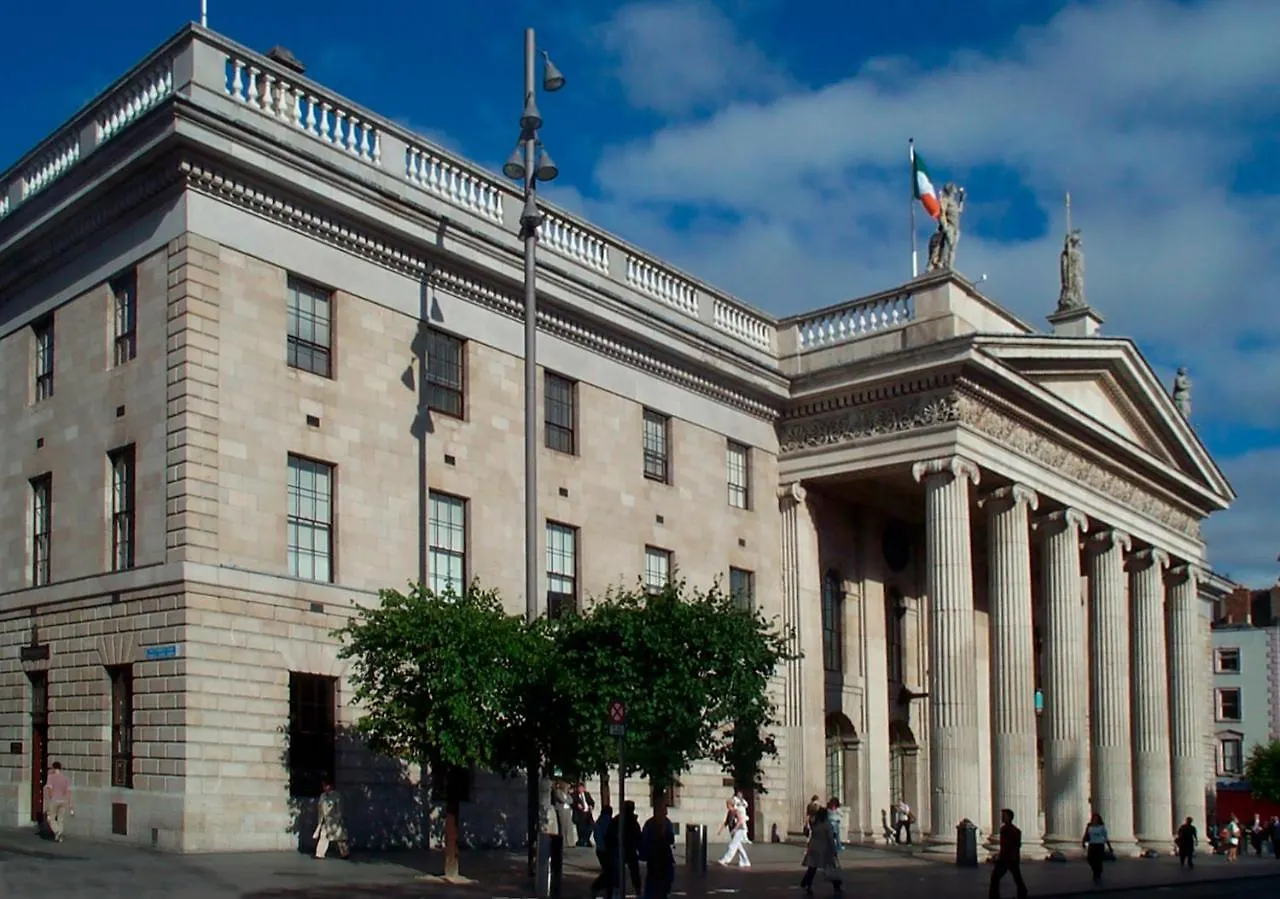 Travelodge Plus Dublin City Centre ホテル