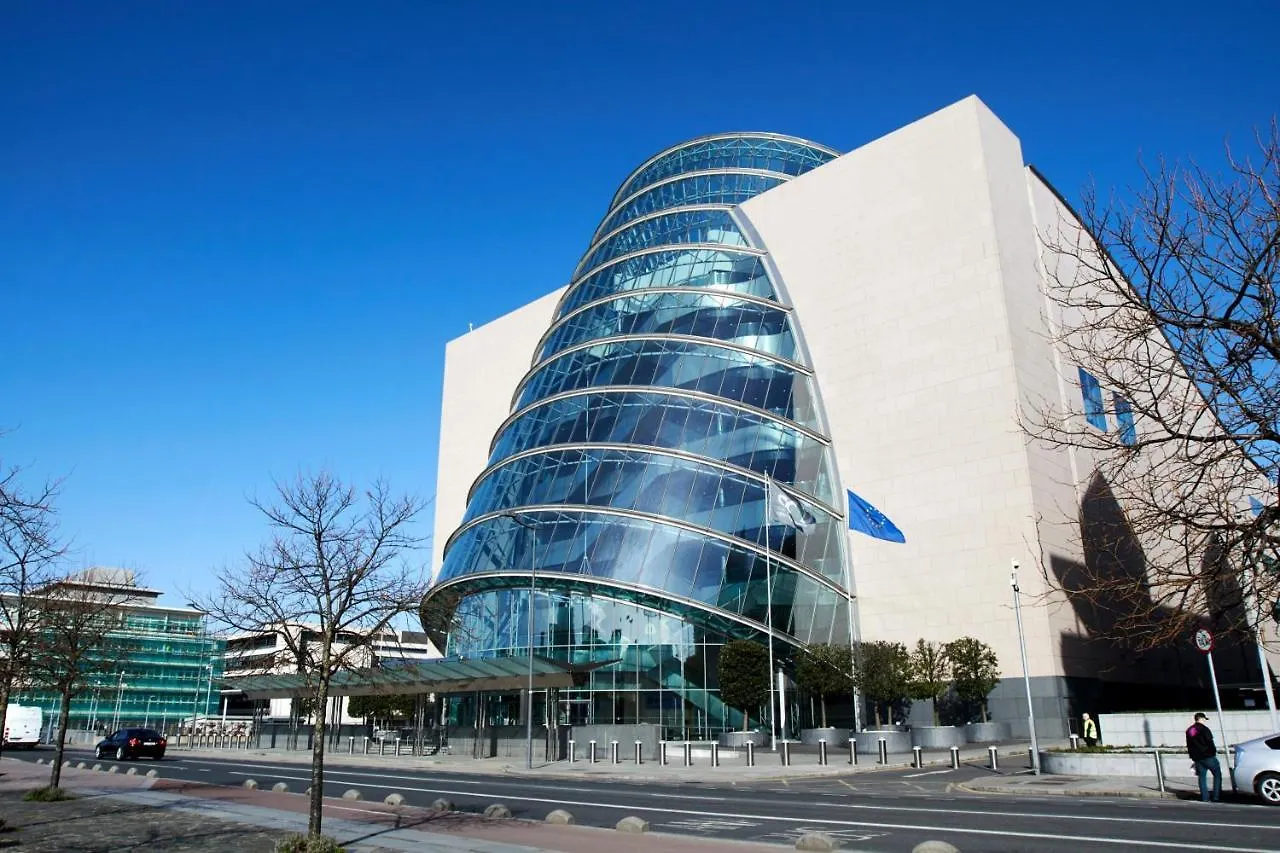 Travelodge Plus Dublin City Centre ホテル